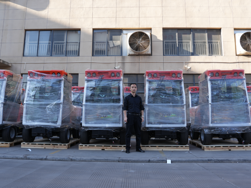 LHSX-C928 驾驶式扫雪机 20 台批量发货，助力高效冬季除雪作业