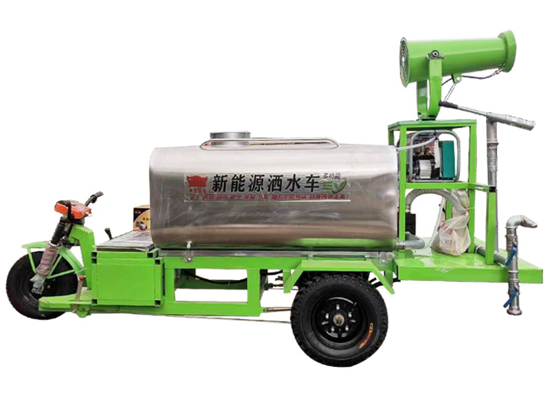 电动三轮小型洒水车